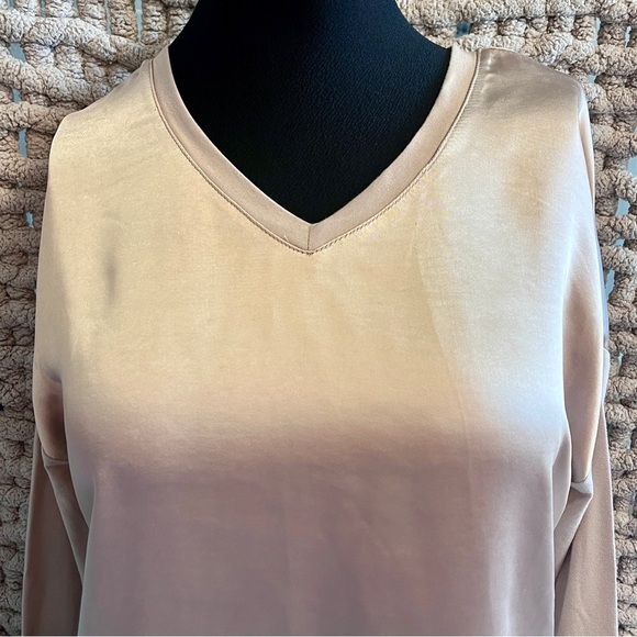 Charlies B Satin Look Jersey Knit Top Truffle Color Size Small NWT - Picture 2 of 16
